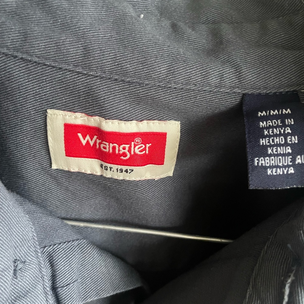 Wrangler Men's Charcoal Button Down Shirt - Picture 4 of 4